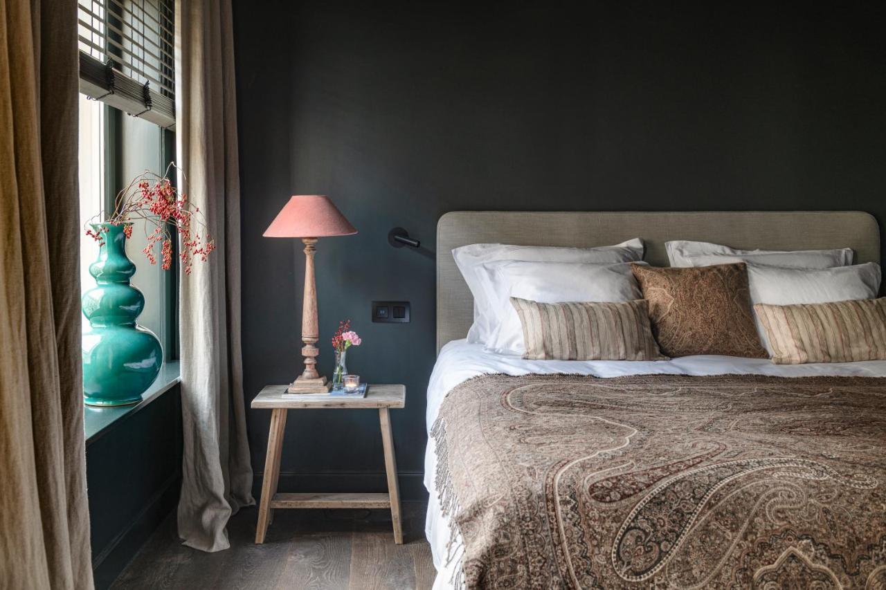 The Bank 1869 - Unique Guestrooms In The Historic Center Of Bruges Esterno foto