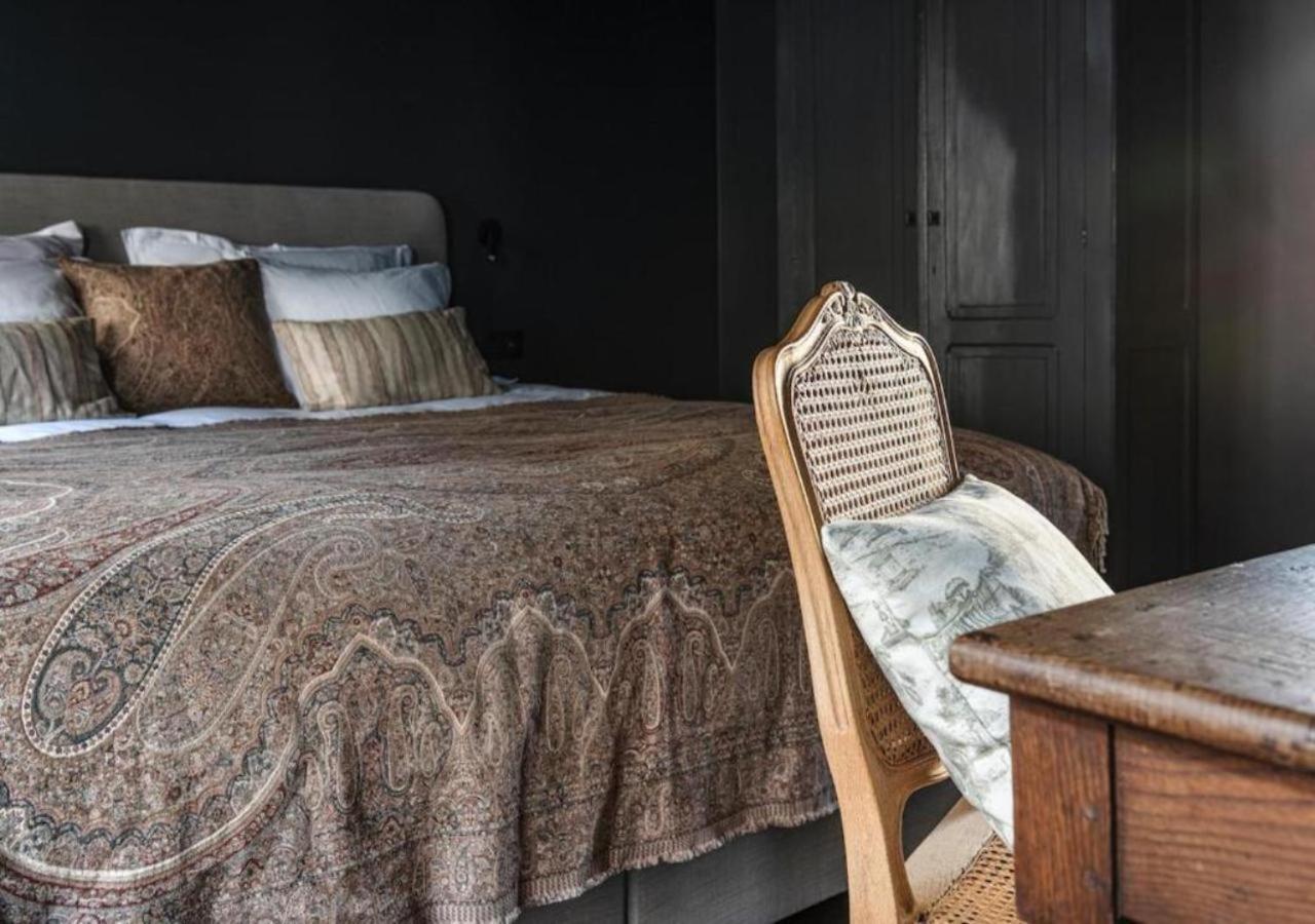 The Bank 1869 - Unique Guestrooms In The Historic Center Of Bruges Esterno foto