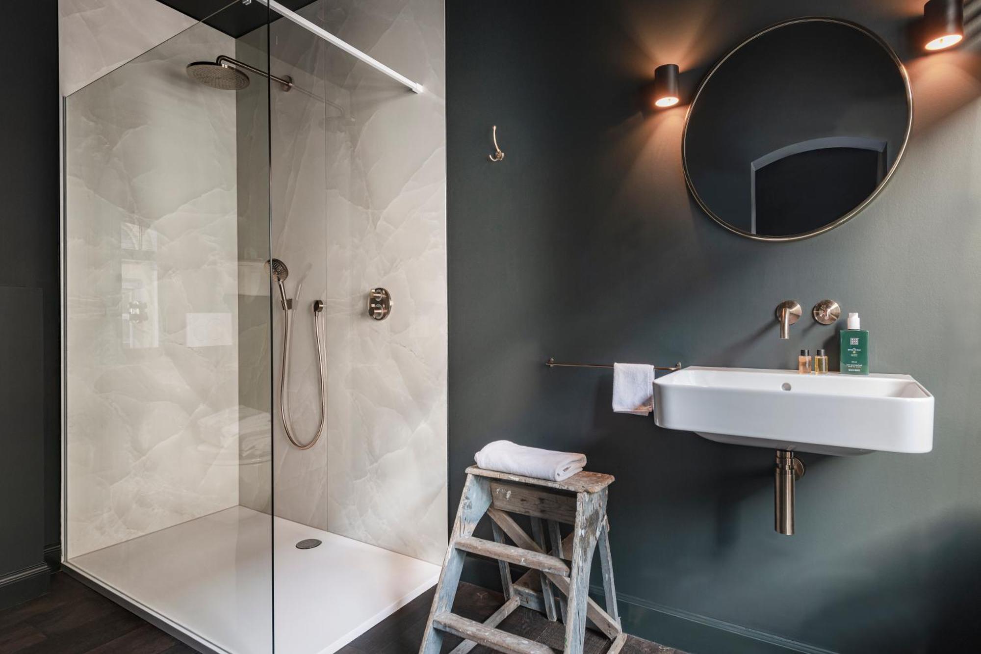 The Bank 1869 - Unique Guestrooms In The Historic Center Of Bruges Esterno foto