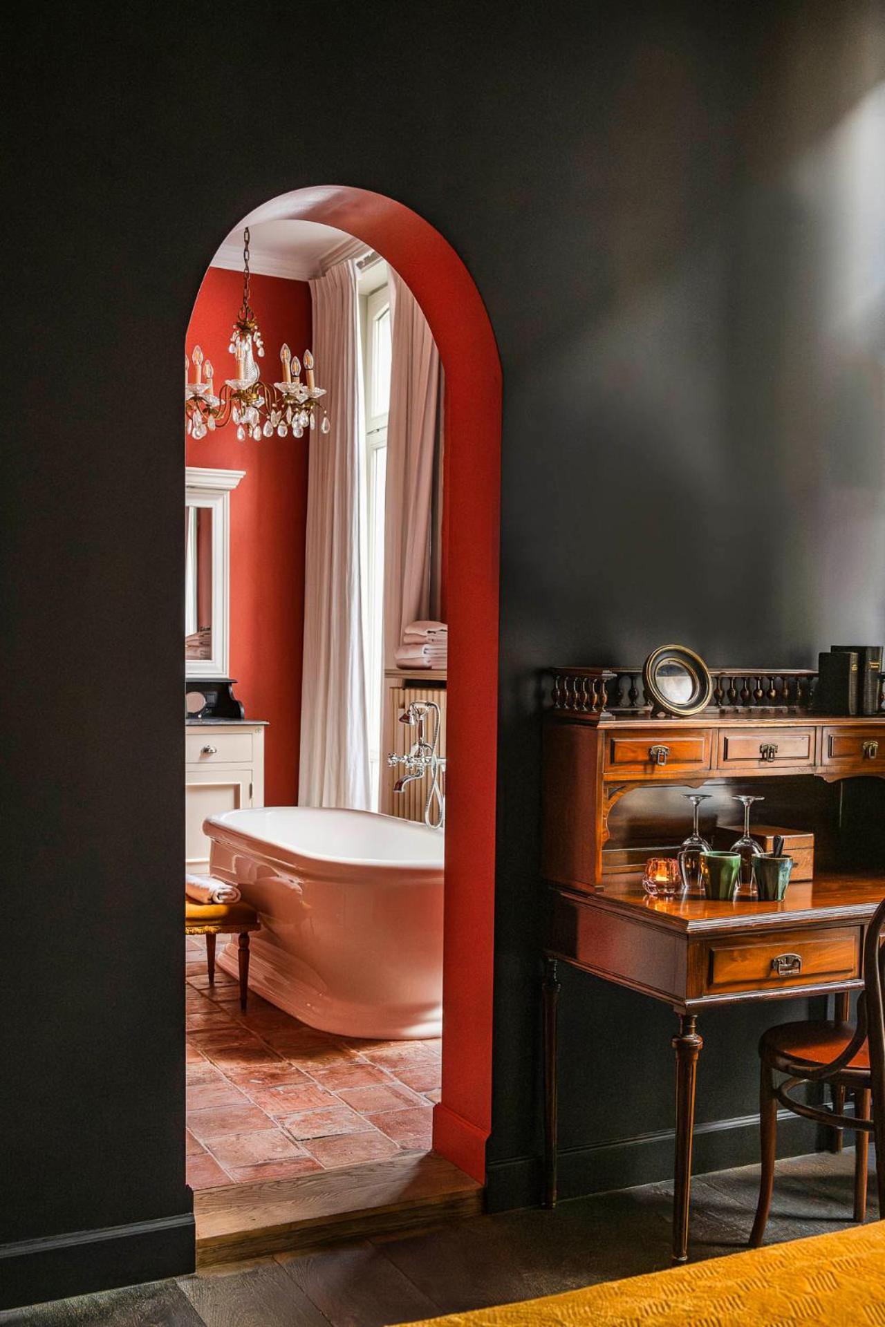 The Bank 1869 - Unique Guestrooms In The Historic Center Of Bruges Esterno foto